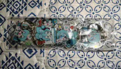 Set de llaveros acrílicos anime de Miku - miniatura 2