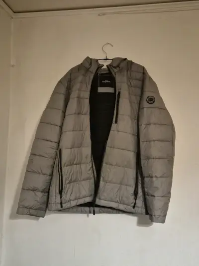Parka liviana acolchada de hombre (estilo puffer) - miniatura 2