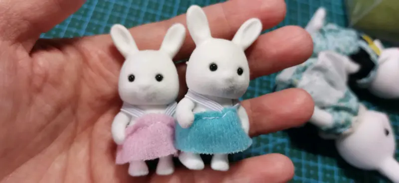 Set de 4 figuras Ternurines Conejos Sylvanian - 4