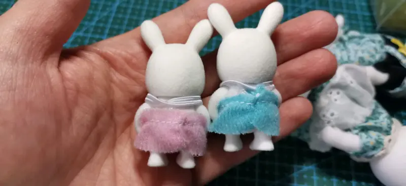 Set de 4 figuras Ternurines Conejos Sylvanian - 5