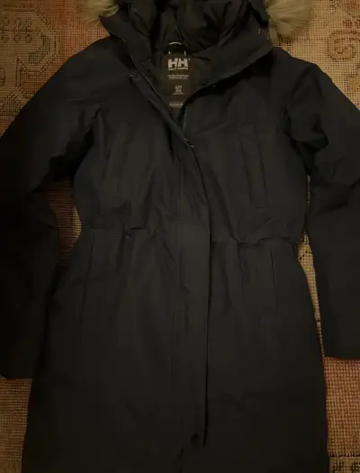 Parka Técnica Helly Hansen Con Capucha - miniatura 4