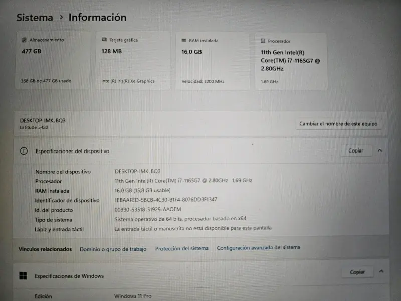 Laptop Dell con procesador Intel Core i7 - 2