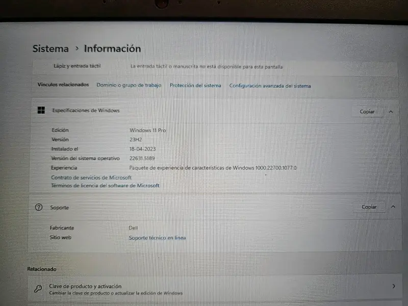 Laptop Dell con procesador Intel Core i7 - 3