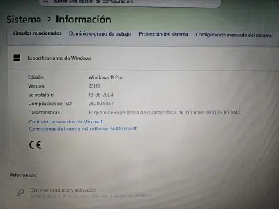 Laptop Dell con procesador Intel Core i5 - miniatura 3