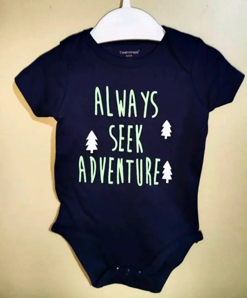Bodys talla 6M (nuevos) - 1