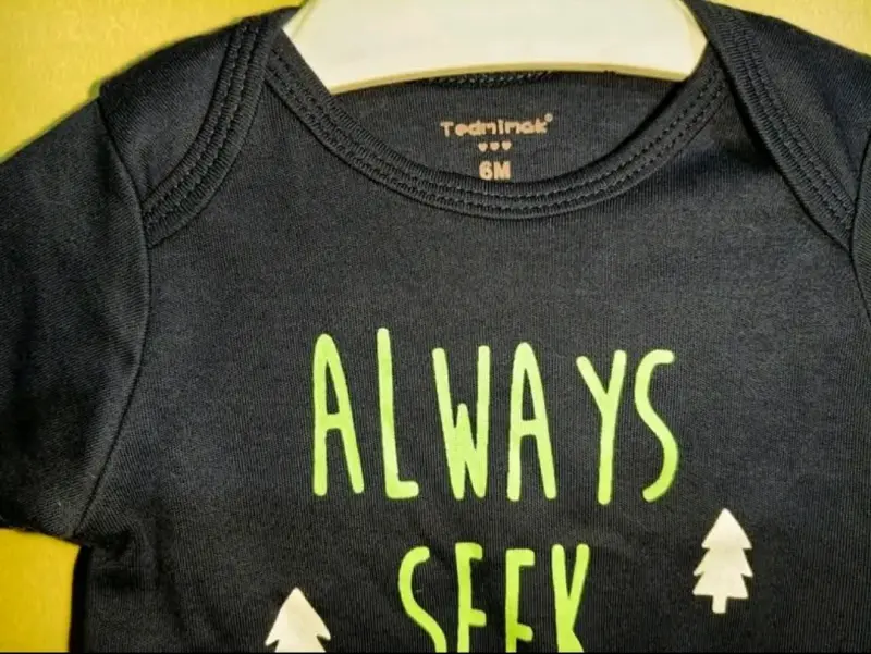 Bodys talla 6M (nuevos) - 2