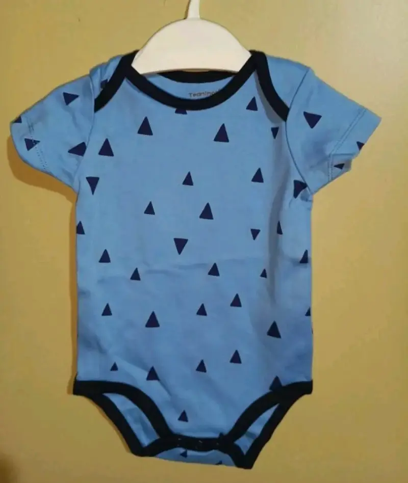 Bodys talla 6M (nuevos) - 3