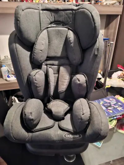 Silla de auto Bebesit gris para bebé - miniatura 1
