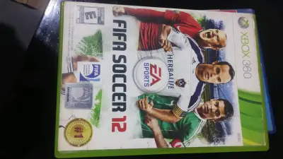 Juego FIFA Soccer 12 para Xbox 360 - miniatura 1