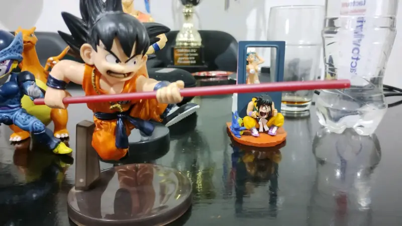 Figura de acción Goku con bastón - 3