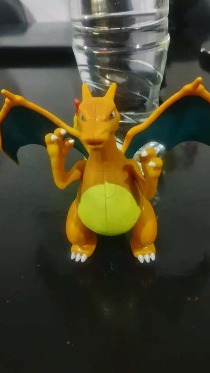 Figura de acción Charizard Pokémon - 4