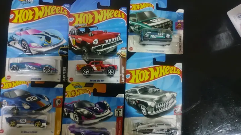 Set de autos Hot Wheels colección especial - 2