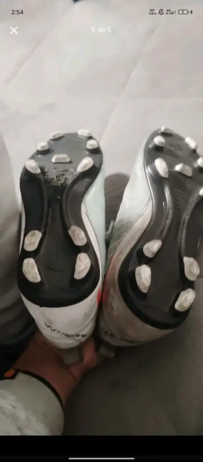 Botines de fútbol Nike grises usados - miniatura 5
