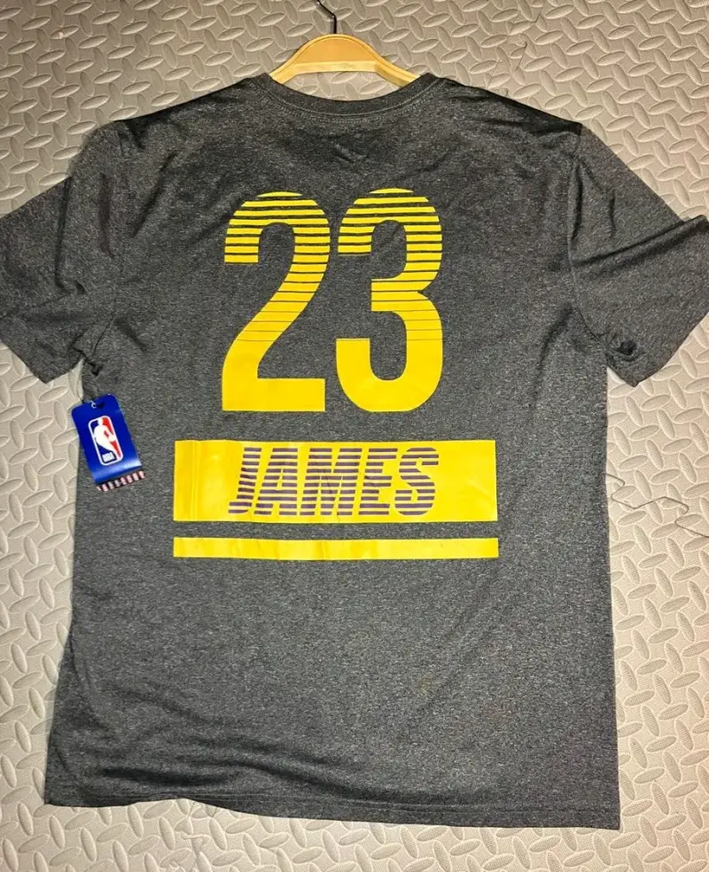 Polera Los Angeles Lakers talla L - 2
