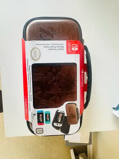 Estuche de viaje deluxe Zelda para Nintendo Switch - miniatura 2