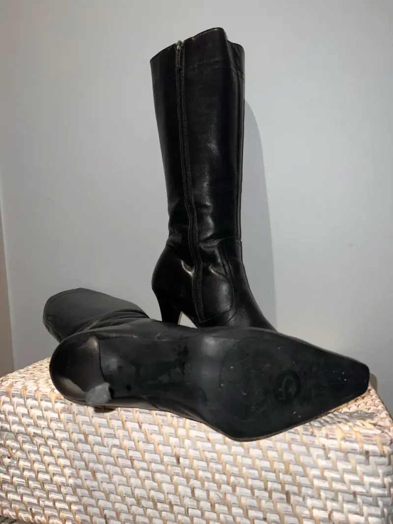 Botas de cuero negras de tacón alto - 2