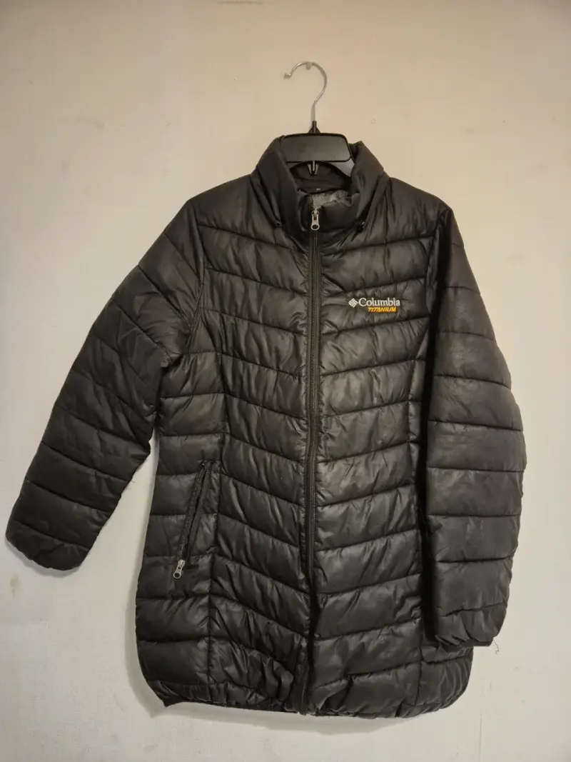 Chaqueta Columbia Titanium negra acolchada - 1
