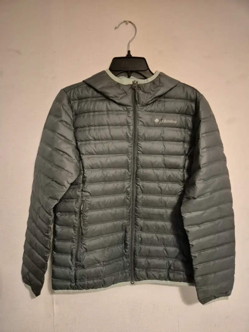 Chaqueta Columbia acolchada gris para invierno - 1