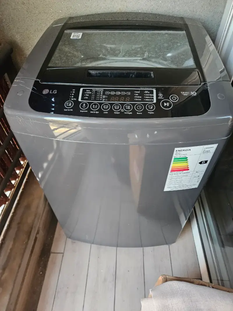 Lavadora LG, 19 kg carga superior gris - 2