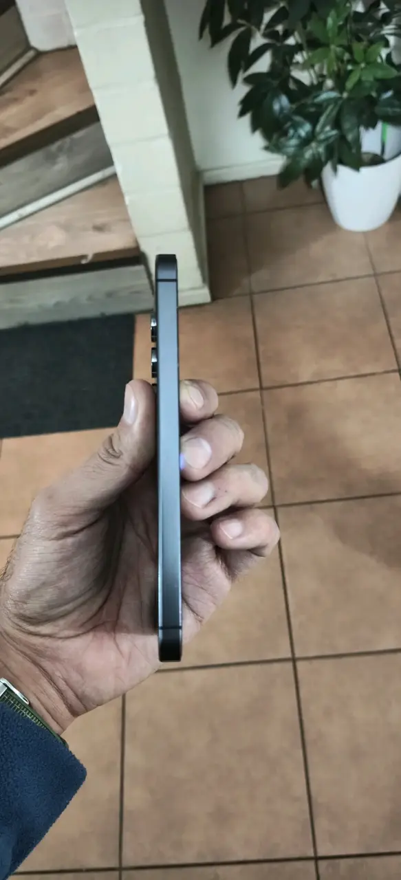 Vendo o permuto Samsung s24 normal - 3