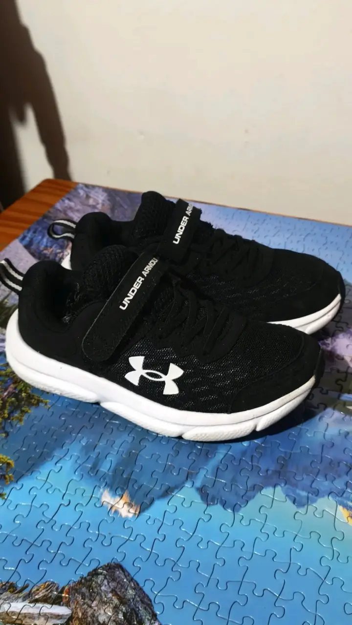 Zapatillas Deportivas Under Armour NRO 33 - 1