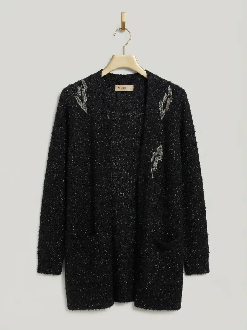 Cardigan negro con diseño de Foster
