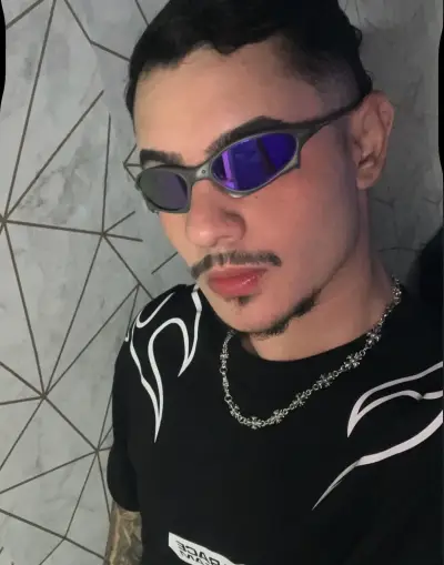 Gafas de sol deportivas con lentes polarizados - miniatura 1