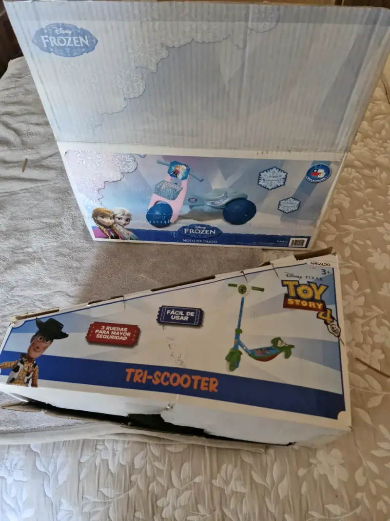 Set de juguetes Disney Frozen y Toy Story - 1