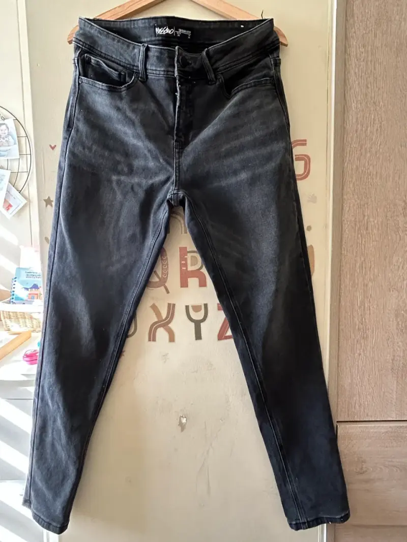 Jeans negros mossimo hombre - 1