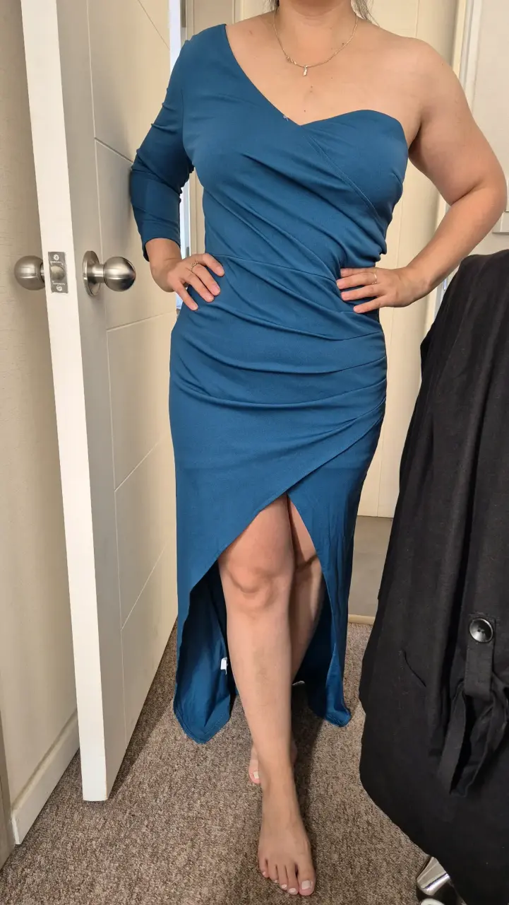 Vestido azul asimétrico elegante - 3