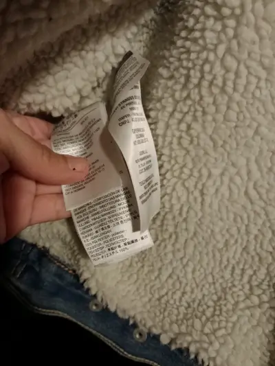 Chaqueta de mezclilla Levi's con forro de chiporro - miniatura 5