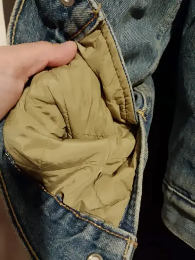 Chaqueta de mezclilla Levi's con forro de chiporro - miniatura 6