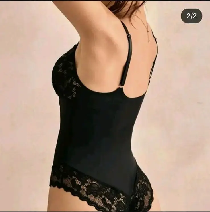 Body de encaje negro elegante - 2