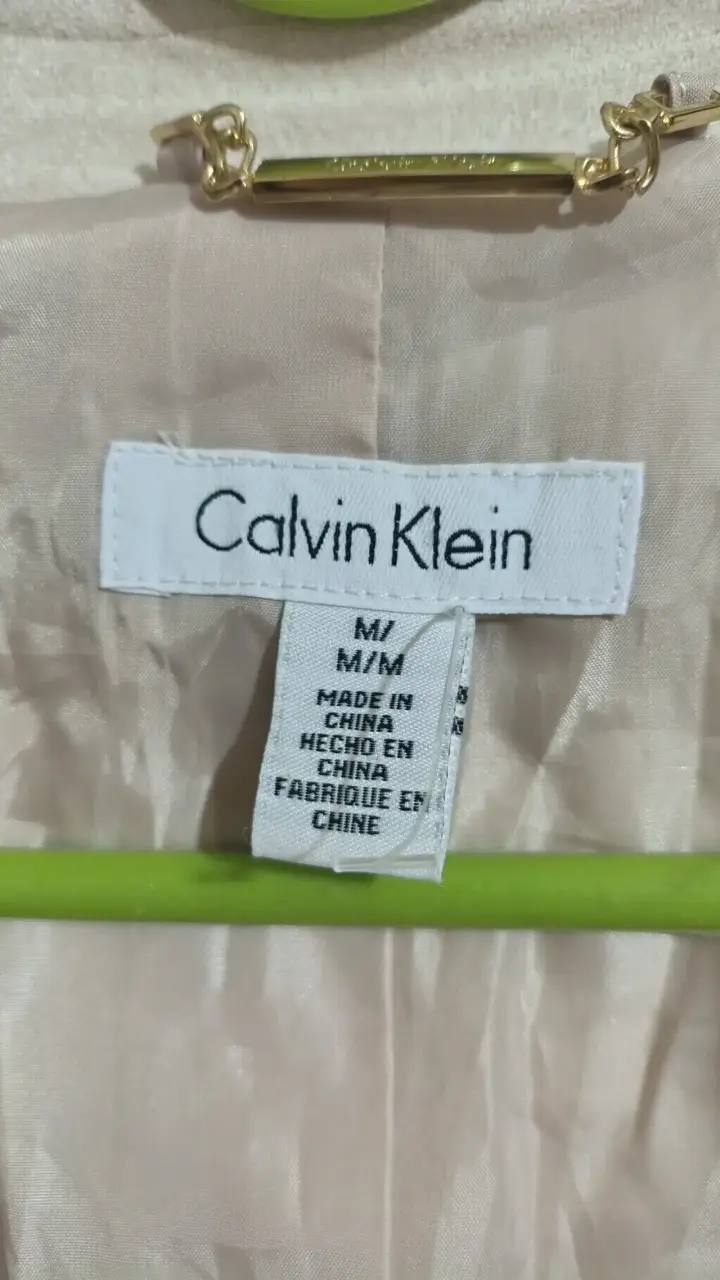 Chaqueta Calvin Klein beige elegante - 1