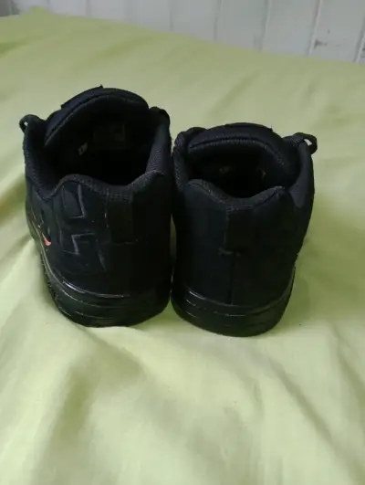 Zapatillas DC negras con diseño de llamas talla 31 - miniatura 4