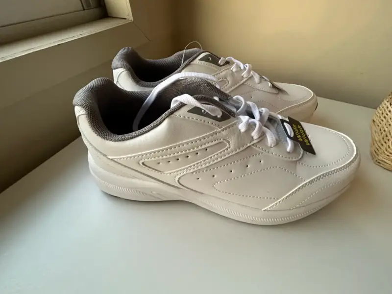 Zapatillas deportivas blancas para hombre