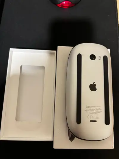 Mouse inalámbrico Apple Magic Mouse 3 2 plateado - miniatura 2