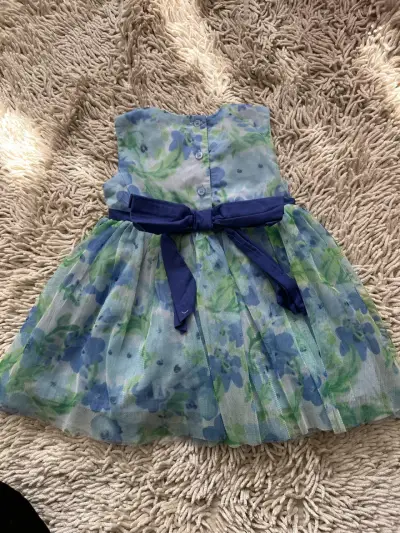 Vestido infantil floral azul y verde - miniatura 3