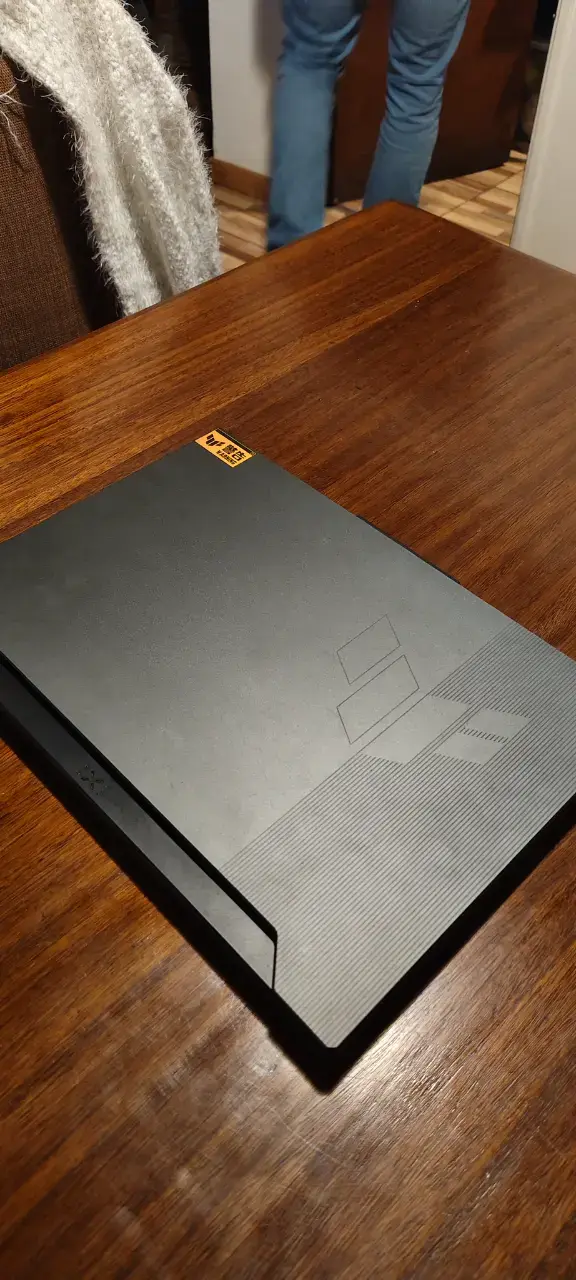 Laptop ASUS ROG Zephyrus G14 negra - 1
