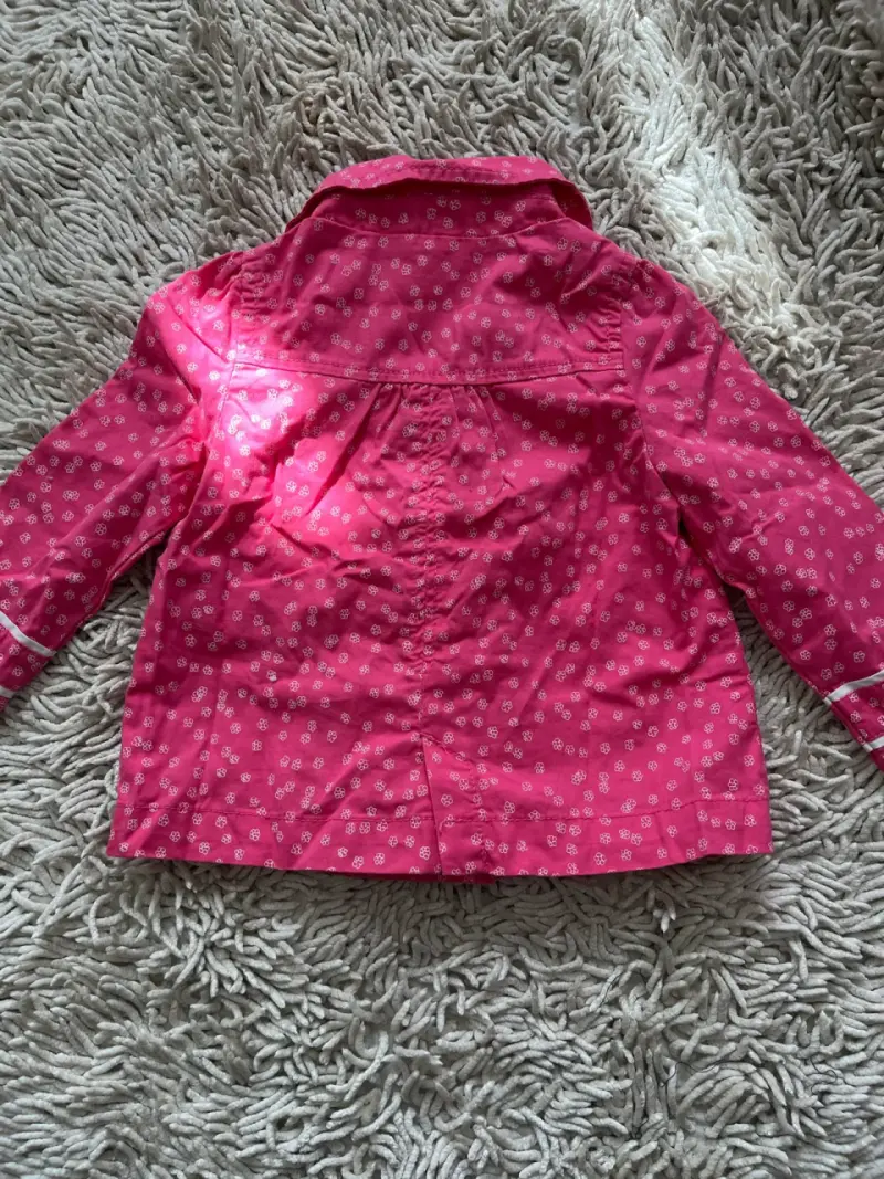 Chaqueta infantil rosa con diseño floral - 3