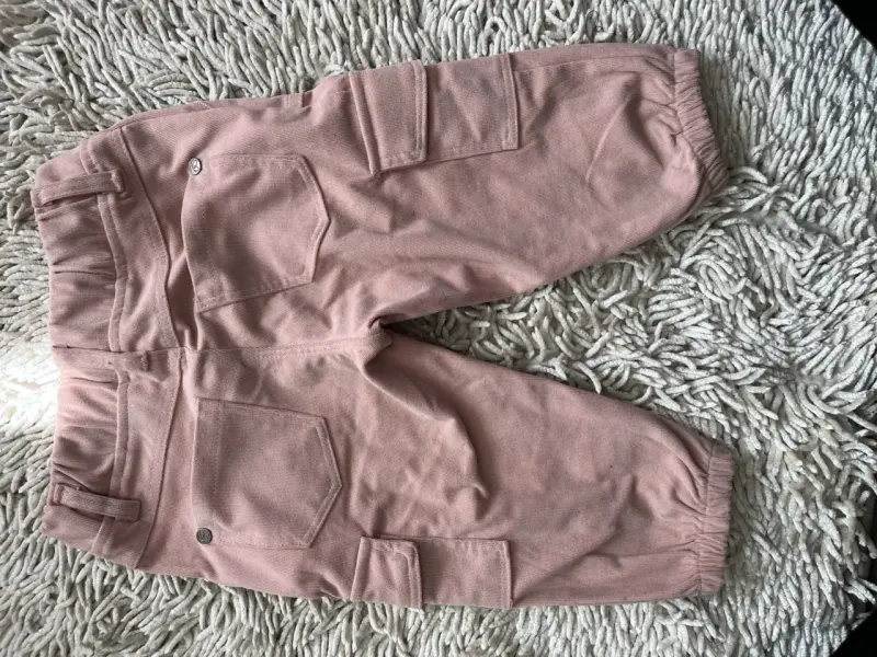 Pantalones rosados para niños con diseño de perro - 3