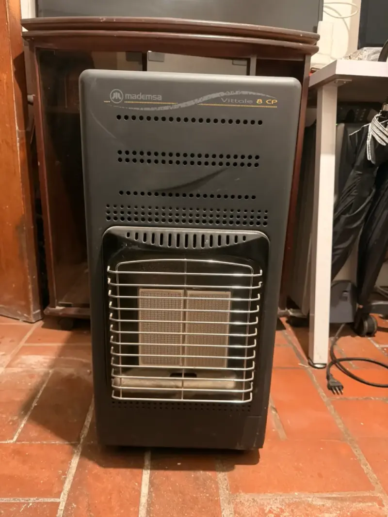 Estufa a gas Mademsa Vittale 8 CP - 1