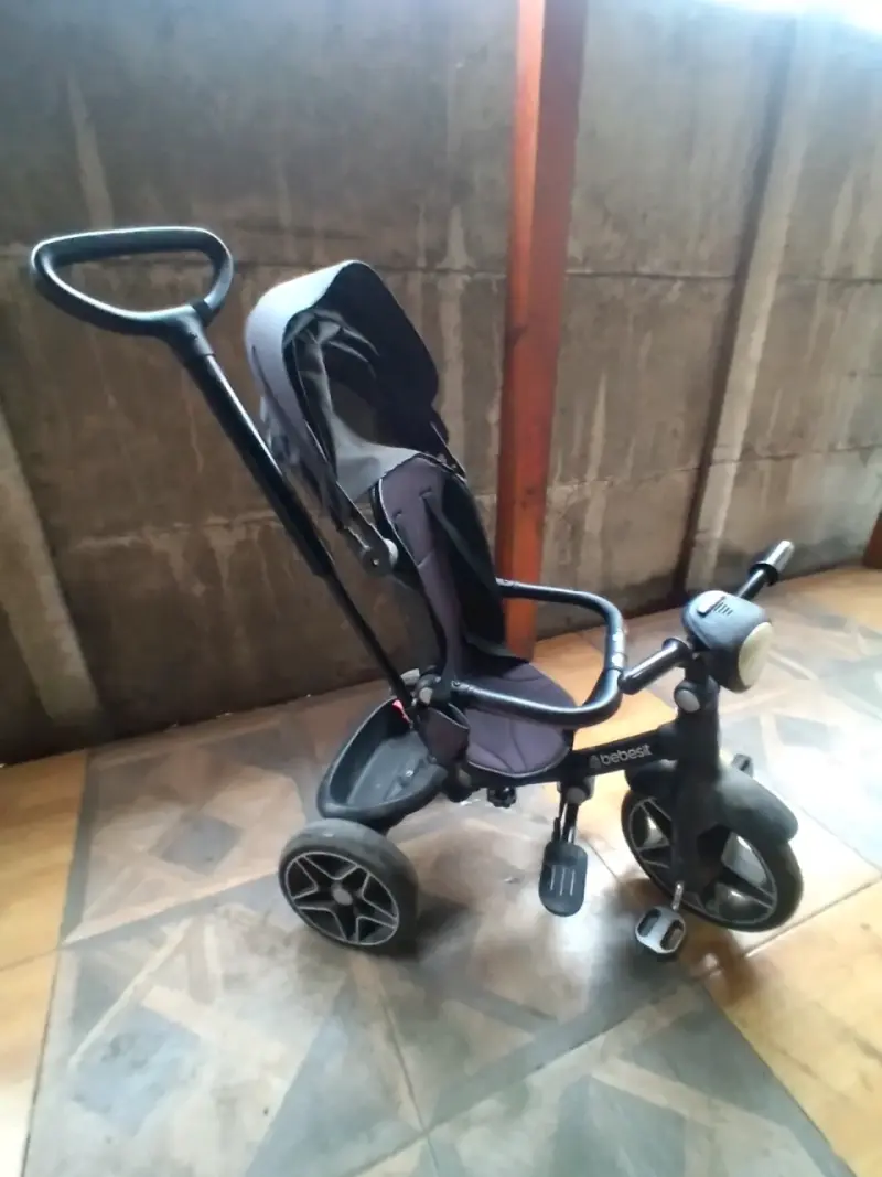 Triciclo Bebesit con manillar y toldo - 4