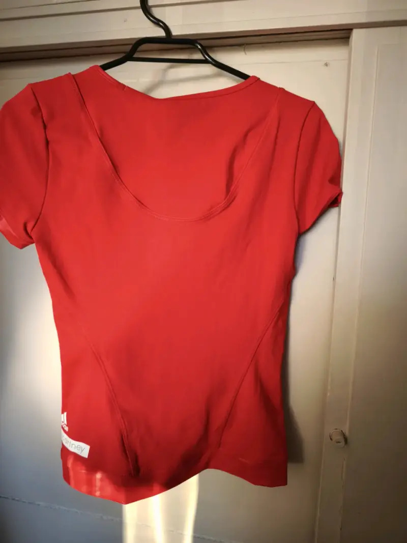 Polera roja Adidas Stella McCartney nueva - 2