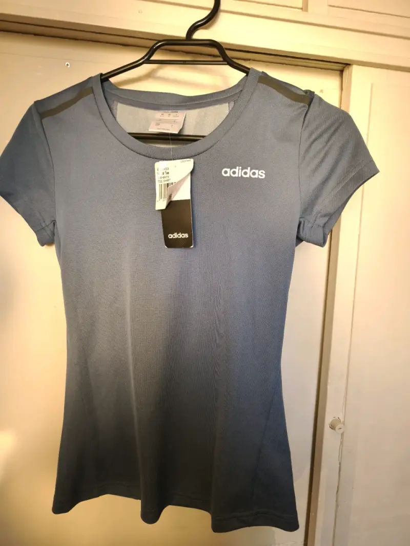 Polera deportiva Adidas azul para mujer - 1
