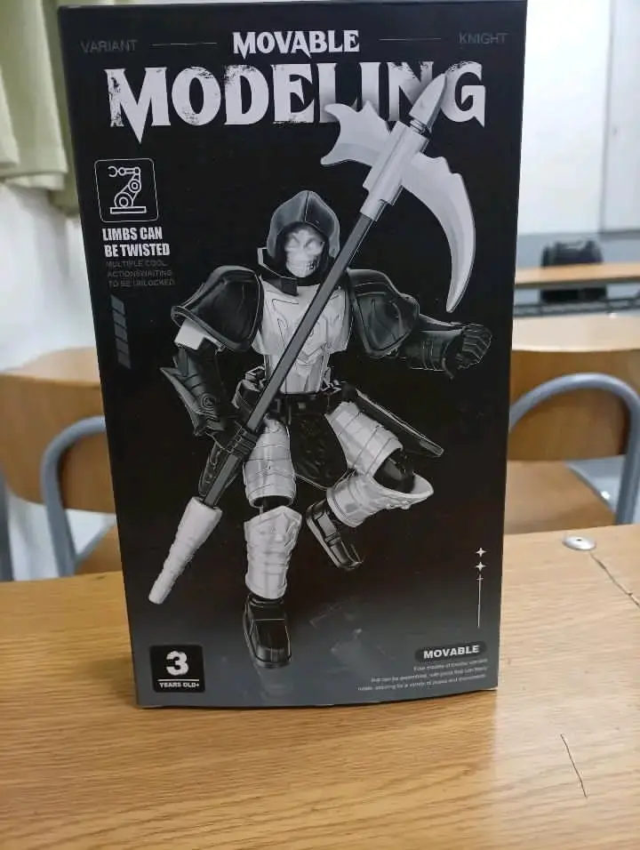 Figura de acción articulada Movable Modeling