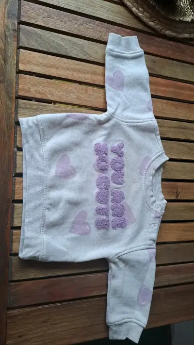 Polerón infantil rayado con diseño de conejo - miniatura 2