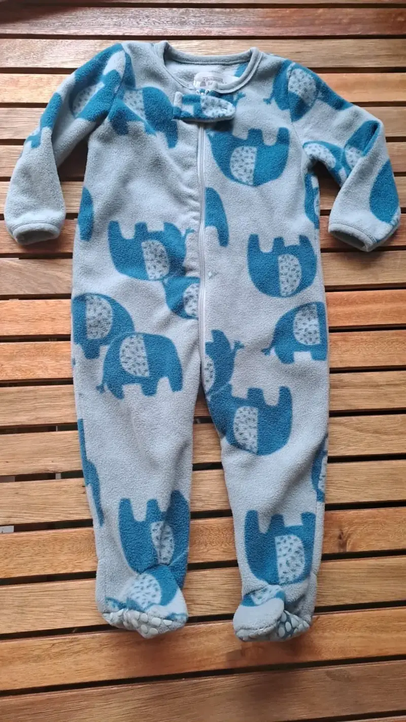 Pijama polar infantil con diseño de elefantes - 2