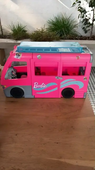 Casa rodante Barbie Dream Camper - miniatura 1