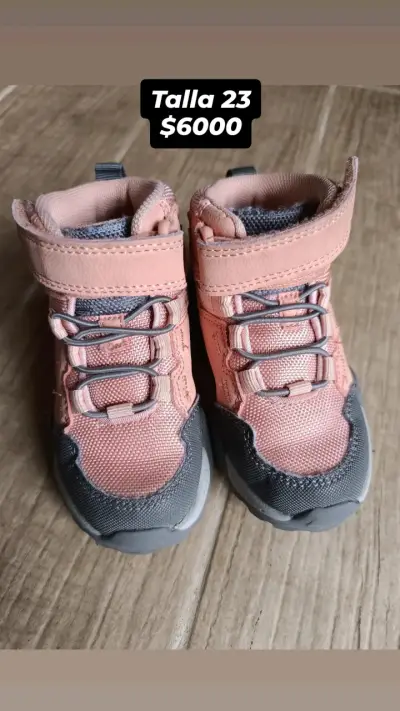 Variedad de zapatillas - miniatura 1